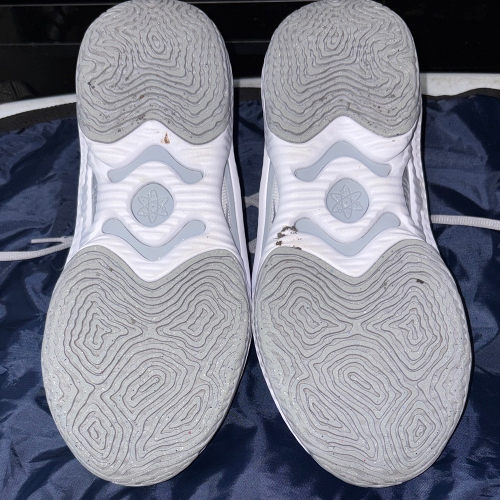 Nike Cosmic Unity 3 — grey - Picture 6 of 6